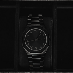 BLACK AURA WATCH IN PURE STAINLESS STEEL